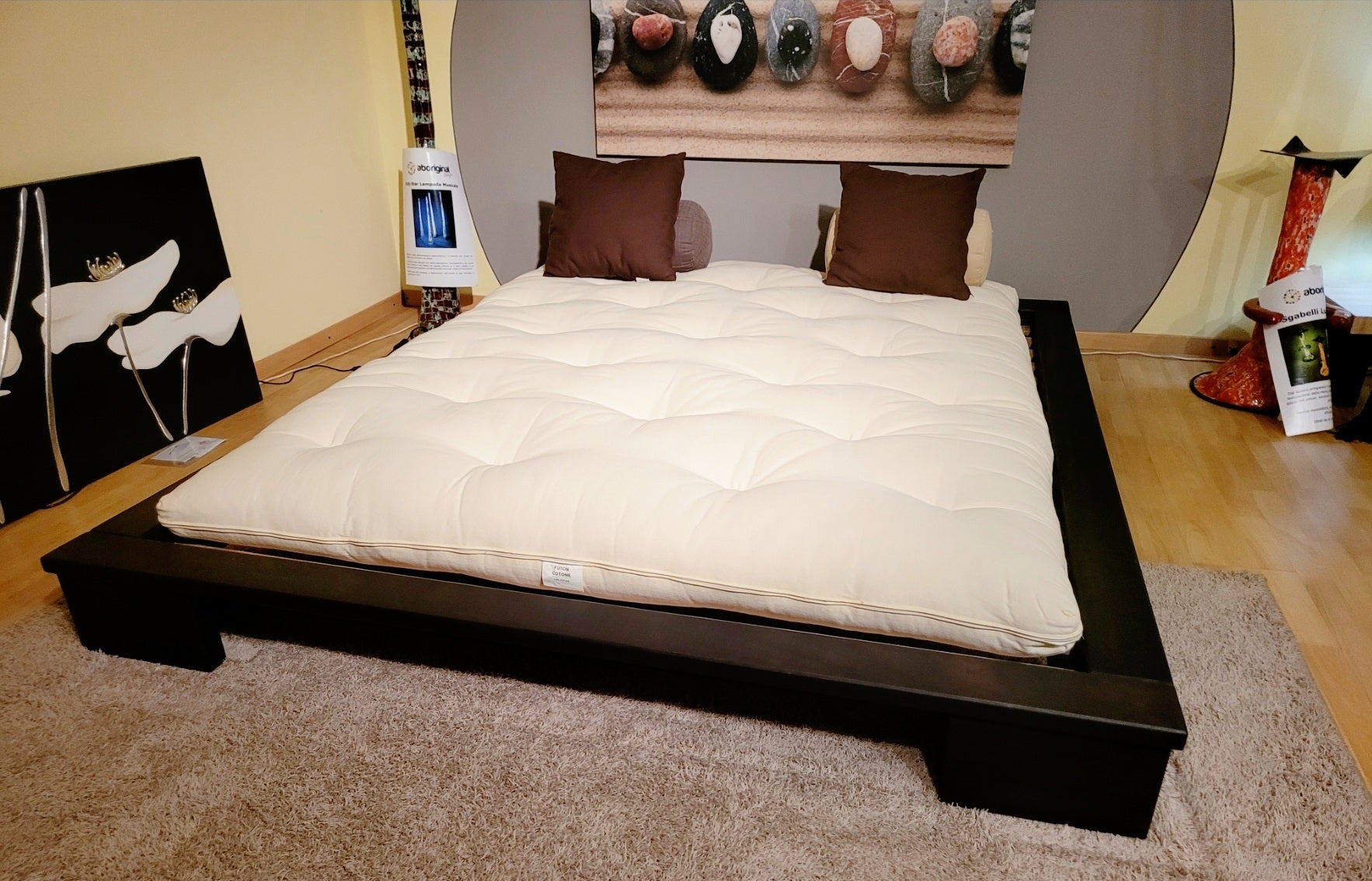 Osaka Bed